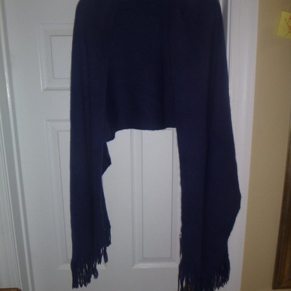 H&M Accessories - Women's Large 80" x 18" Blue Scarf / Wrap H&M Accessories - Women's Large 80" x 18" Blue Scarf / Wrap